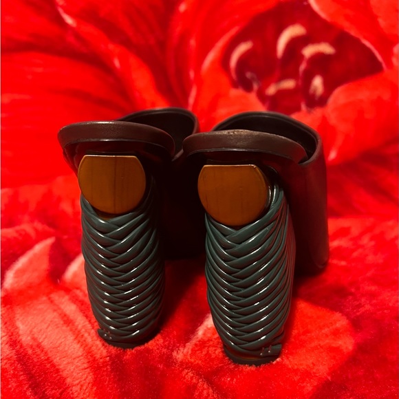 Authentic Balenciaga Brown Leather Peep Toe Mules Size 36.5 uk / 6 US - Picture 8 of 13